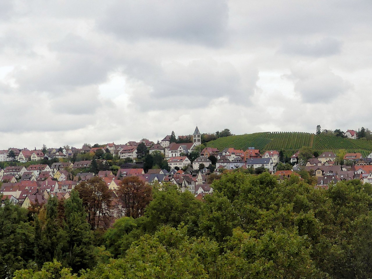 Ortsanalyse in Untertürkheim: Neubewertung der historischen Gebäude 