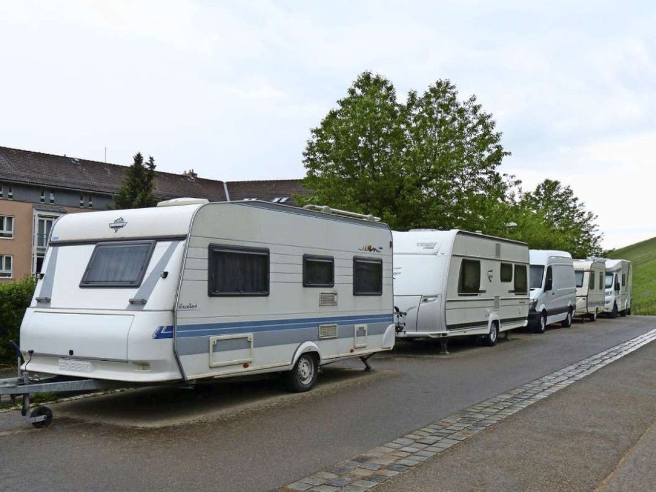 Parkverbot in Obertürkheim: Unerlaubter „Camping-Platz“ im Landschaftsschutzgebiet