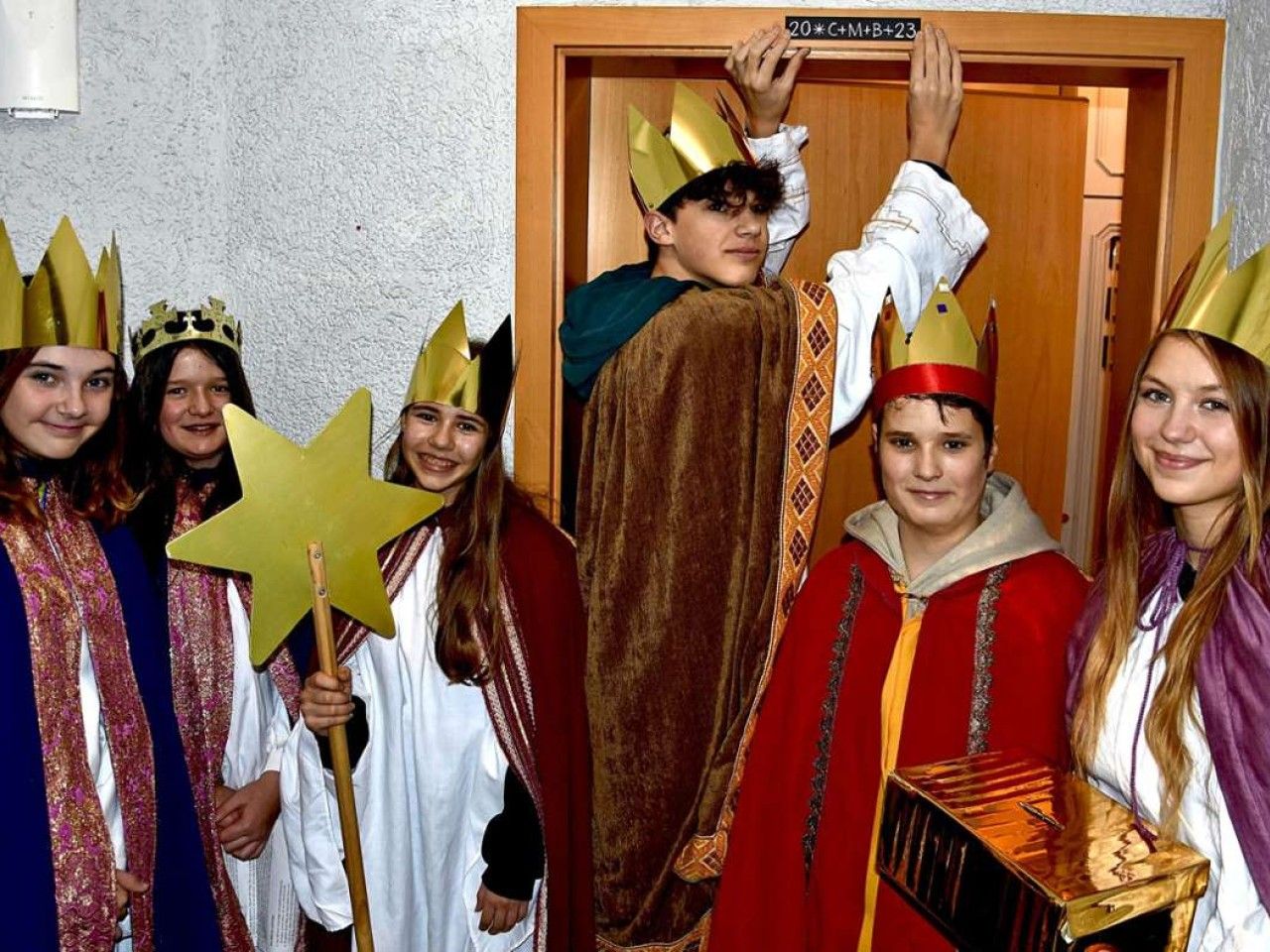 Kirche in Untertürkheim: Sternsinger ziehen durch die Straßen